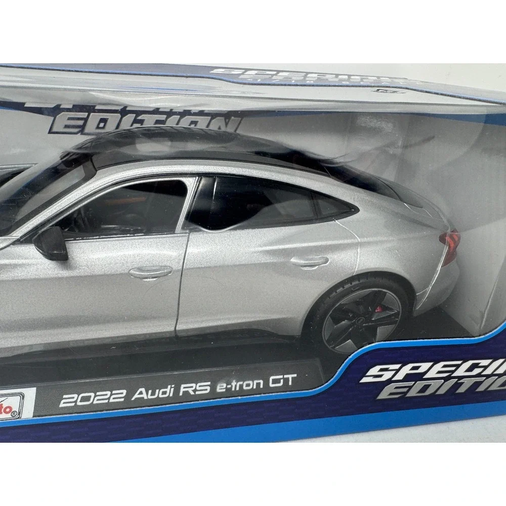 Maisto 2022 Audi RS e-Tron GT‎ Special Edition 1:18 Diecast Car Silver/Blk NEW!